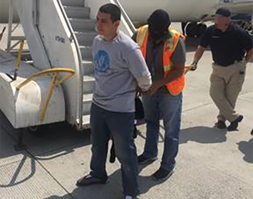 Oficiales de ICE Dénver deportan a pandillero de la MS-13 buscado por extorsión con agravante 