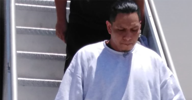 ICE remueve de EE. UU. al líder de la Pandilla de la Calle 18 en El Salvador